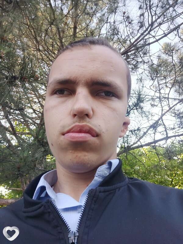 Сергей, 20, Курганинске — анкета №2451502