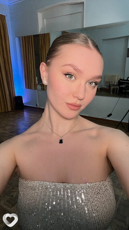 Кристина, 23, Новосибирске — анкета №2451864