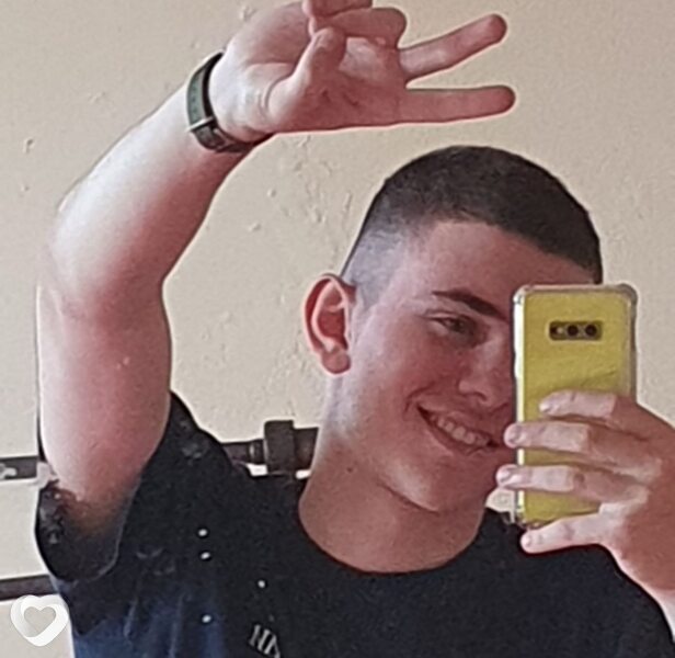 Паша, 22, Санкт-Петербурге — анкета №2452599