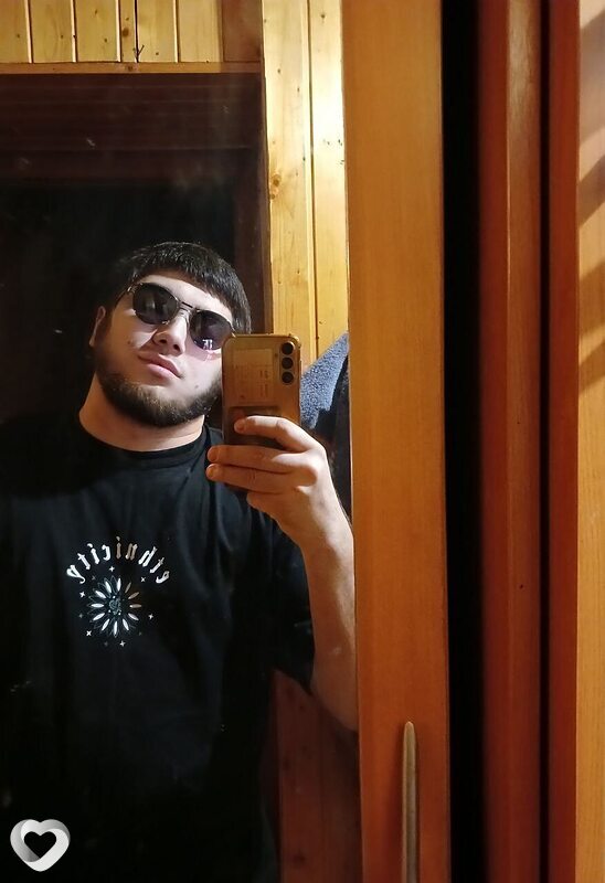 Артур, 26, Москве — анкета №2452727