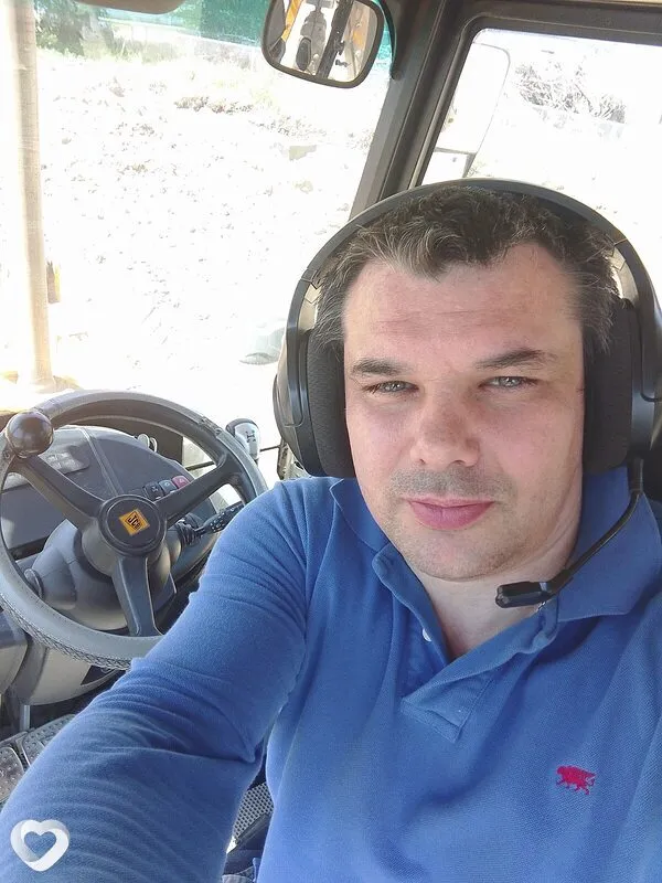 Леонид, 39, Барнауле — анкета №2453145