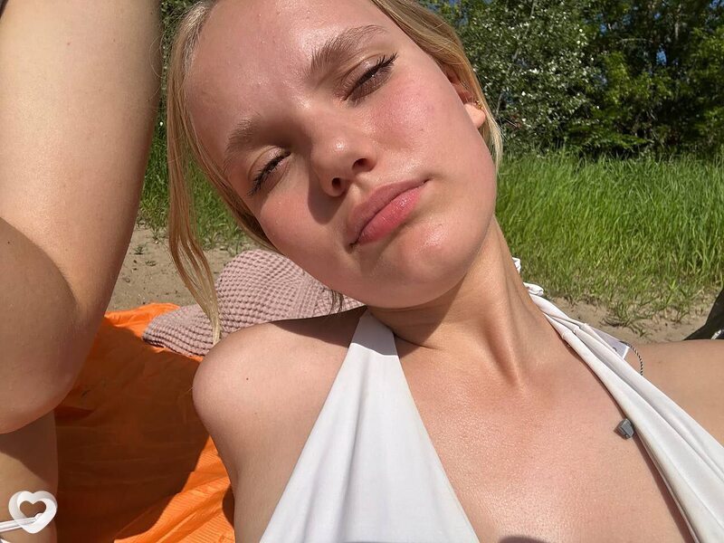 Настя, 19, Самаре — анкета №2453344