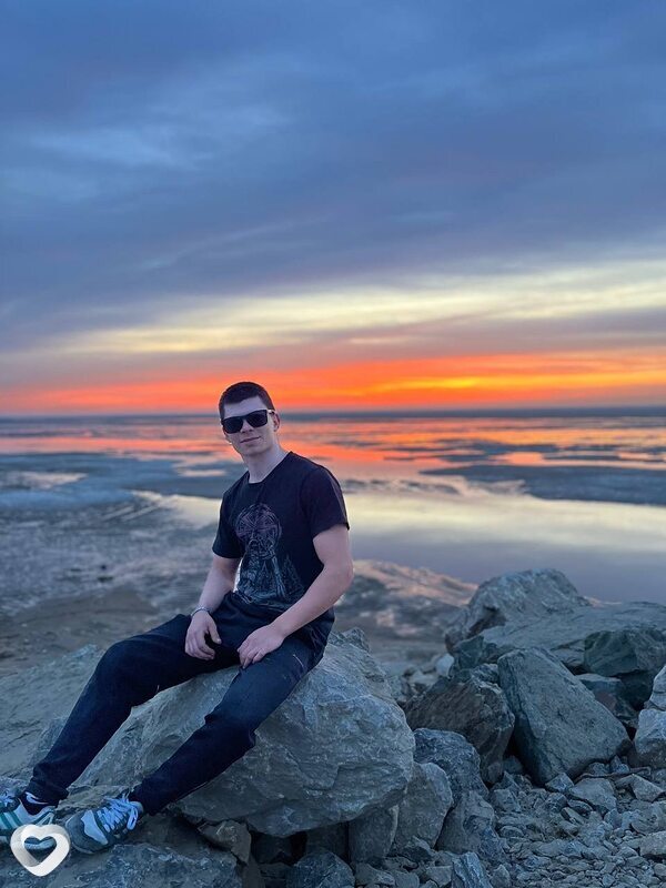 Владимир, 23, Новосибирске — анкета №2453854