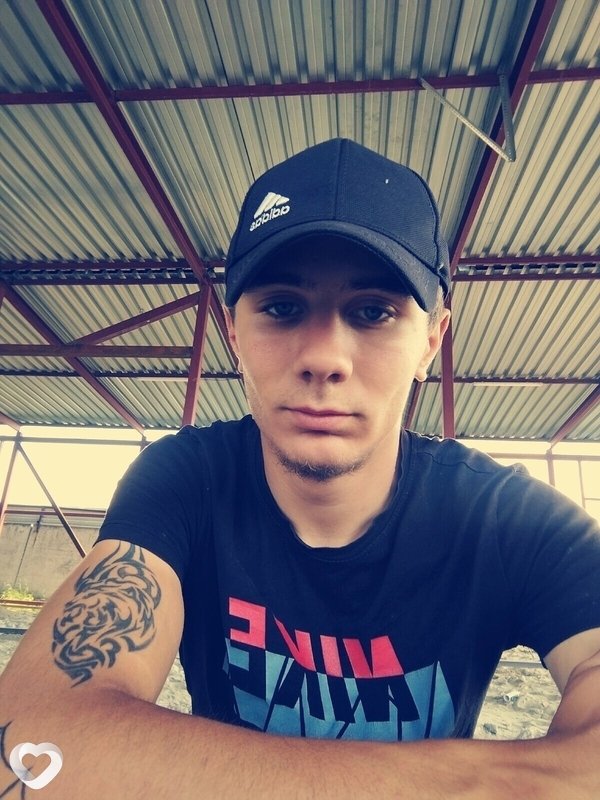 Андрей, 21, Новосибирске — анкета №2454168