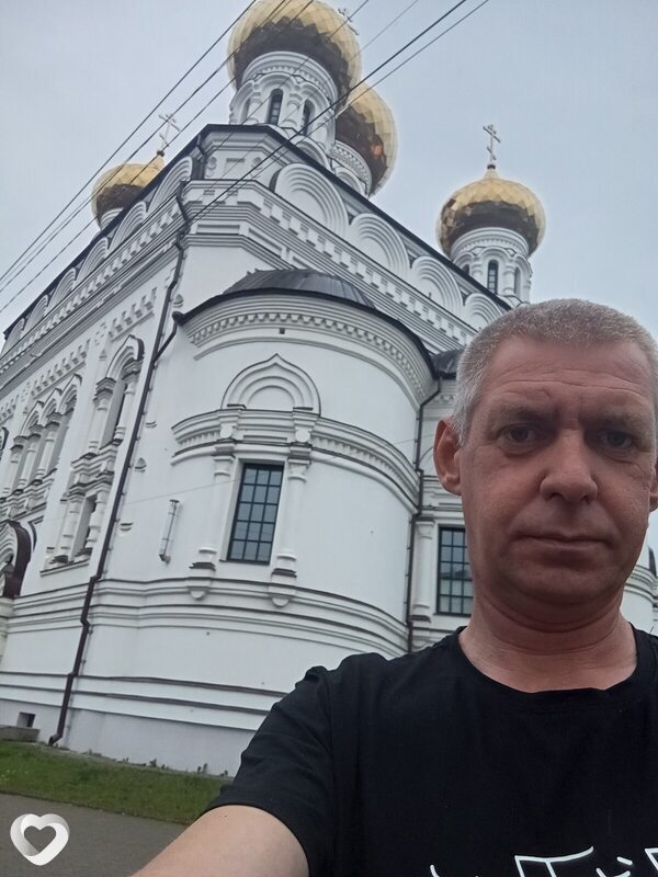 Артем, 41, Ростове-на-Дону — анкета №2454012