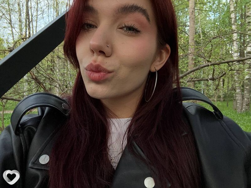 Агата, 21, Санкт-Петербурге — анкета №2454079