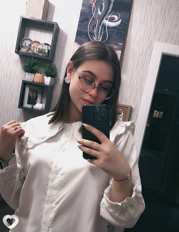 Лена, 23, Москве — анкета №2454245