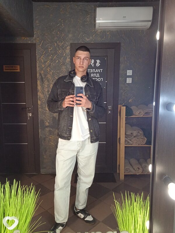 Алексей, 21, Пензе — анкета №2454867
