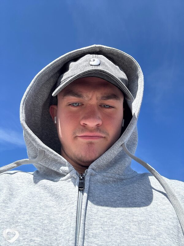Алексей, 22, Москве — анкета №2454836