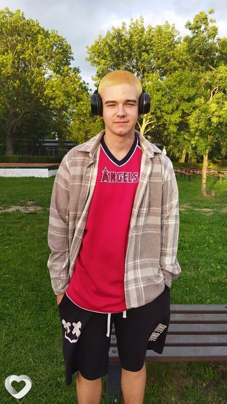 Сергей, 19, Москве — анкета №2455386