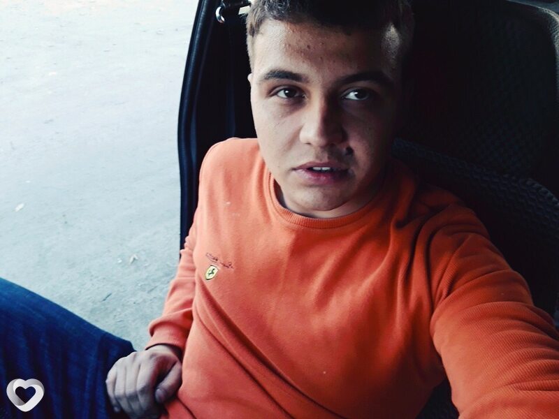 Олег, 29, Семей — анкета №2455518