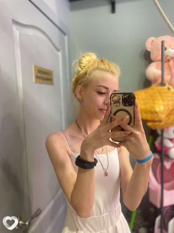 Неля, 23, Кривое Роге — анкета №2455898
