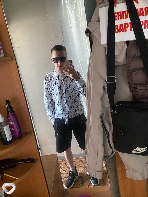 Максимка, 22, Омске — анкета №2457168