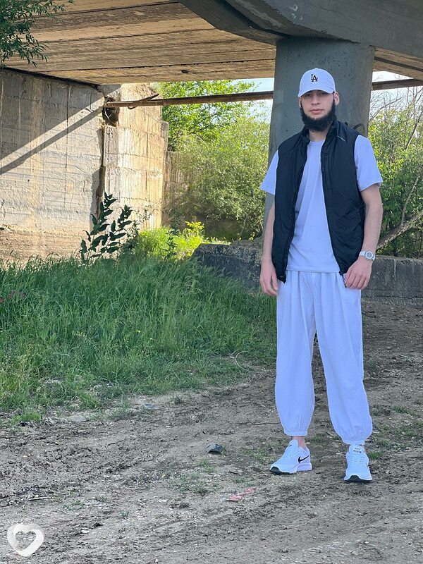 Рома, 21, Буйнакске — анкета №2456559