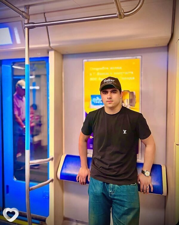 Ismoil, 21, Москве — анкета №2456859