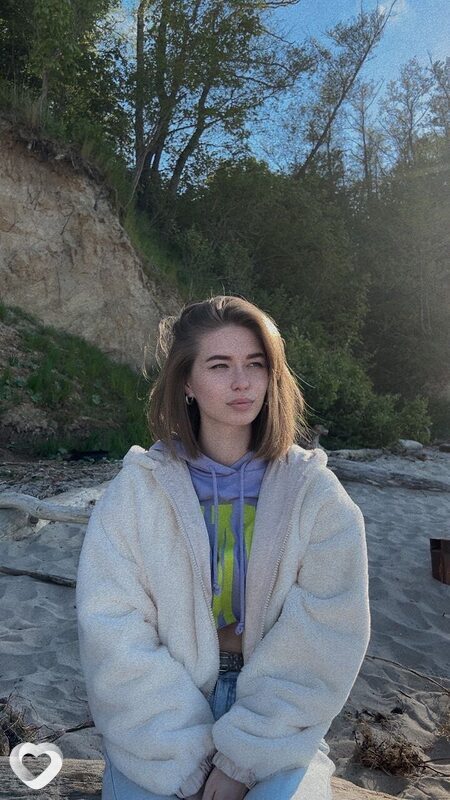 Мария, 21, Москве — анкета №2457108