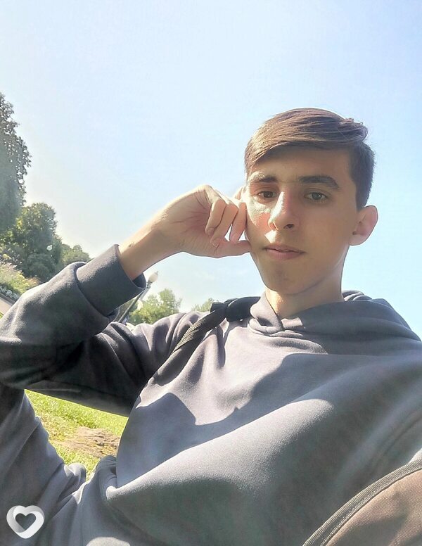 Александр, 21, Жуковском — анкета №2458015
