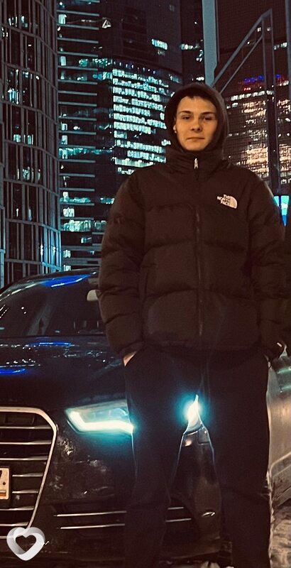 Денис, 21, Москве — анкета №2457899