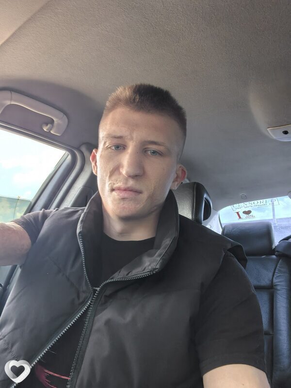 Александр, 26, Москве — анкета №2457882
