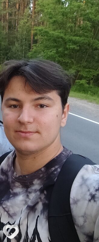 Дмитрий, 20, Речице — анкета №2458066