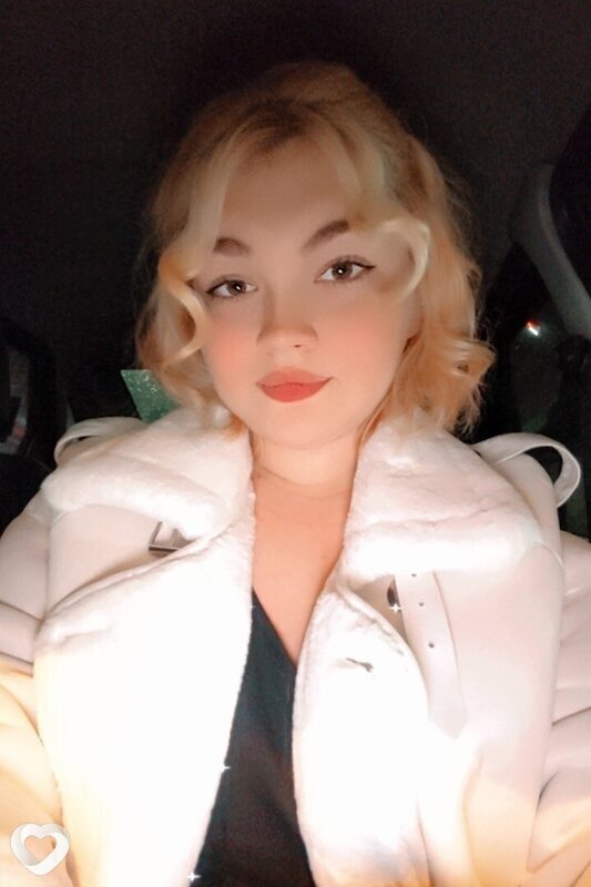 Каринка, 22, Новороссийске — анкета №2458265