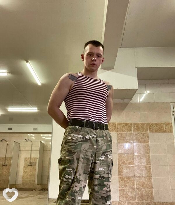 Илья, 20, Барановичах — анкета №2458349