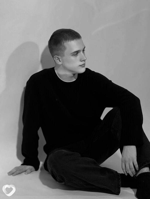 Вадим, 19, Москве — анкета №2458657