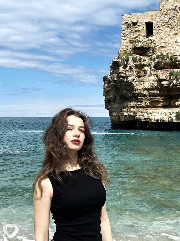 Оксана, 24, Москве — анкета №2460816