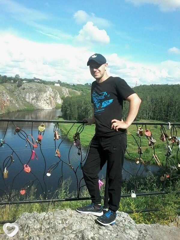 Андрей, 30, Каменске-Уральском — анкета №2461684