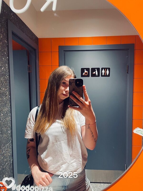 Леся, 20, Ярославле — анкета №2462127