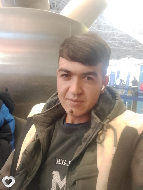 Озодбек, 24, Москве — анкета №2462612