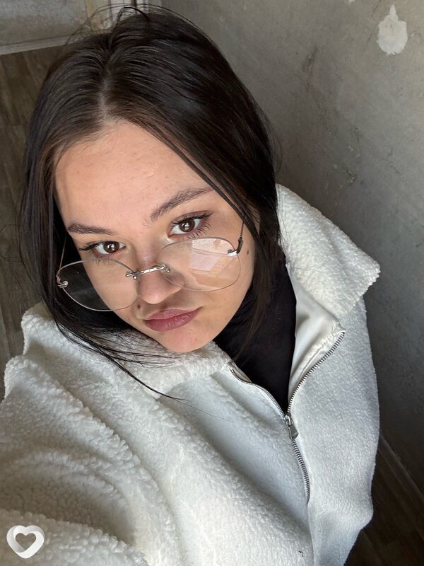 Тятьяна, 19, Новокузнецке — анкета №2463405