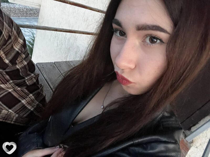 Вика, 22, Москве — анкета №2463413