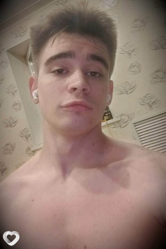 Денис, 20, Краснодаре — анкета №2462872