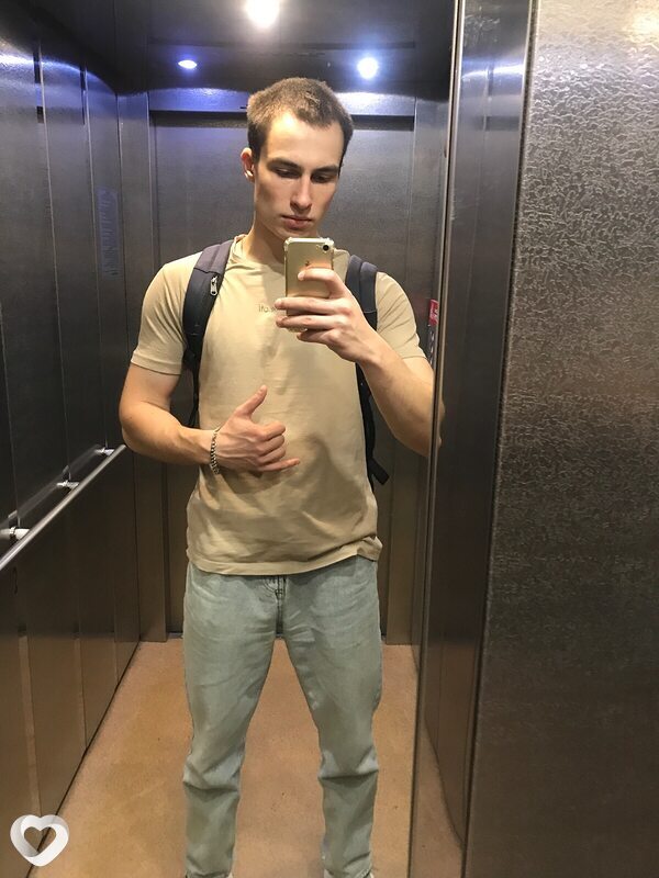 Алексей, 22, Великом Новгороде — анкета №2463059