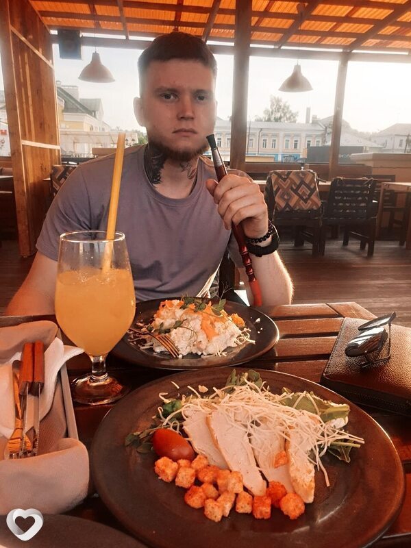 Евгений, 25, Владимире — анкета №2464323