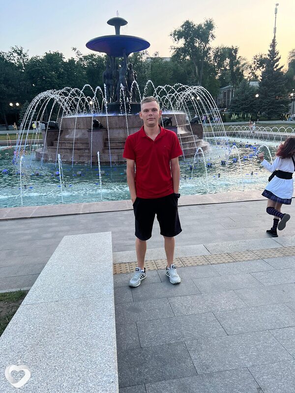 Никита, 27, Шахтах — анкета №2464187