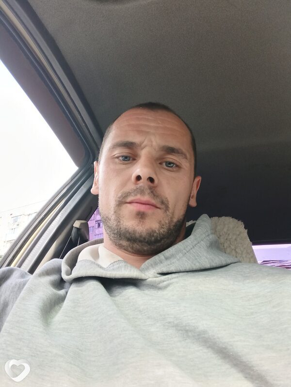 Виктор, 37, Орёл — анкета №2465231