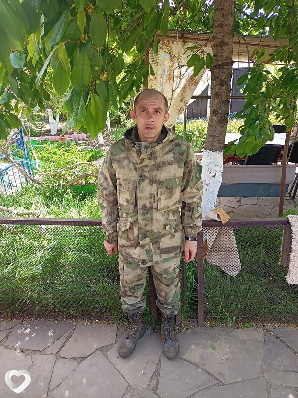 Виктор, 43, Краснодоне — анкета №2465632