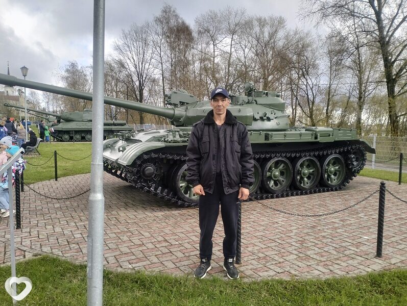 Дима, 46, Дзержинске — анкета №2465679
