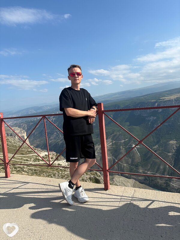 Алексей, 25, Москве — анкета №2465723