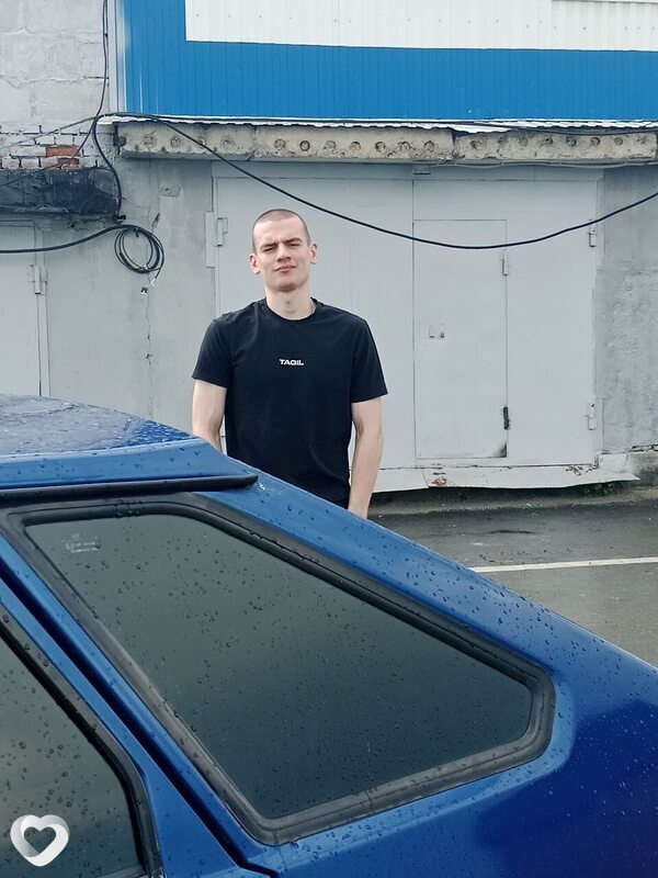 Дима, 20, Нижневартовске — анкета №2466131