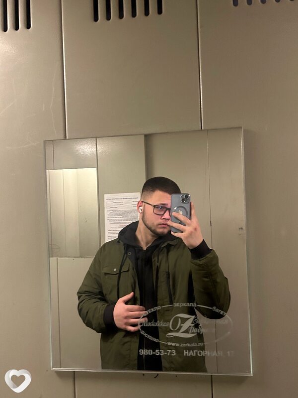 Иван, 21, Москве — анкета №2467356