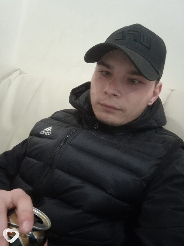 Александр, 25, Соликамске — анкета №2467190