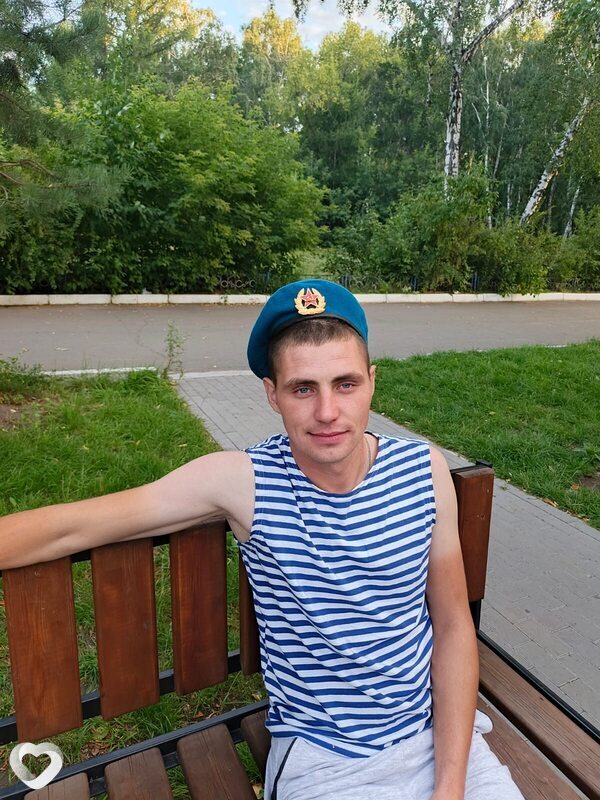 Роман, 28, Омске — анкета №2467625