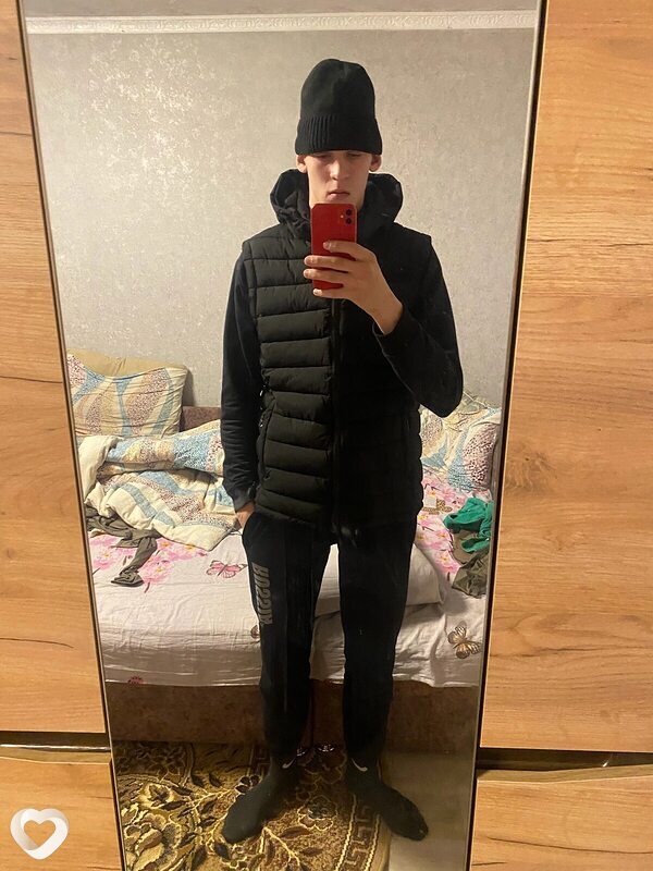 Дмитрий, 21, Абакане — анкета №2467946