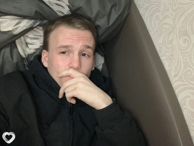 Дэн, 22, Энгельсе — анкета №2468649