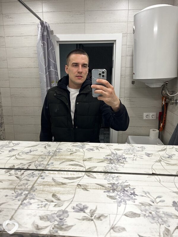 Саша, 29, Ейске — анкета №2468863