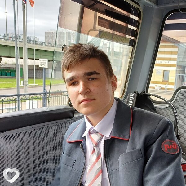 Артём, 19, Санкт-Петербурге — анкета №2469050