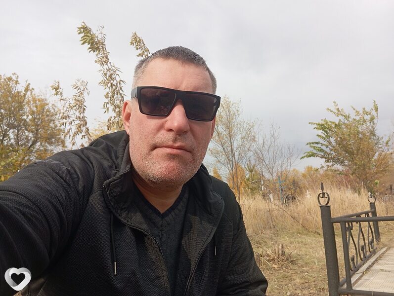 Саня, 42, Чапаевске — анкета №2468960